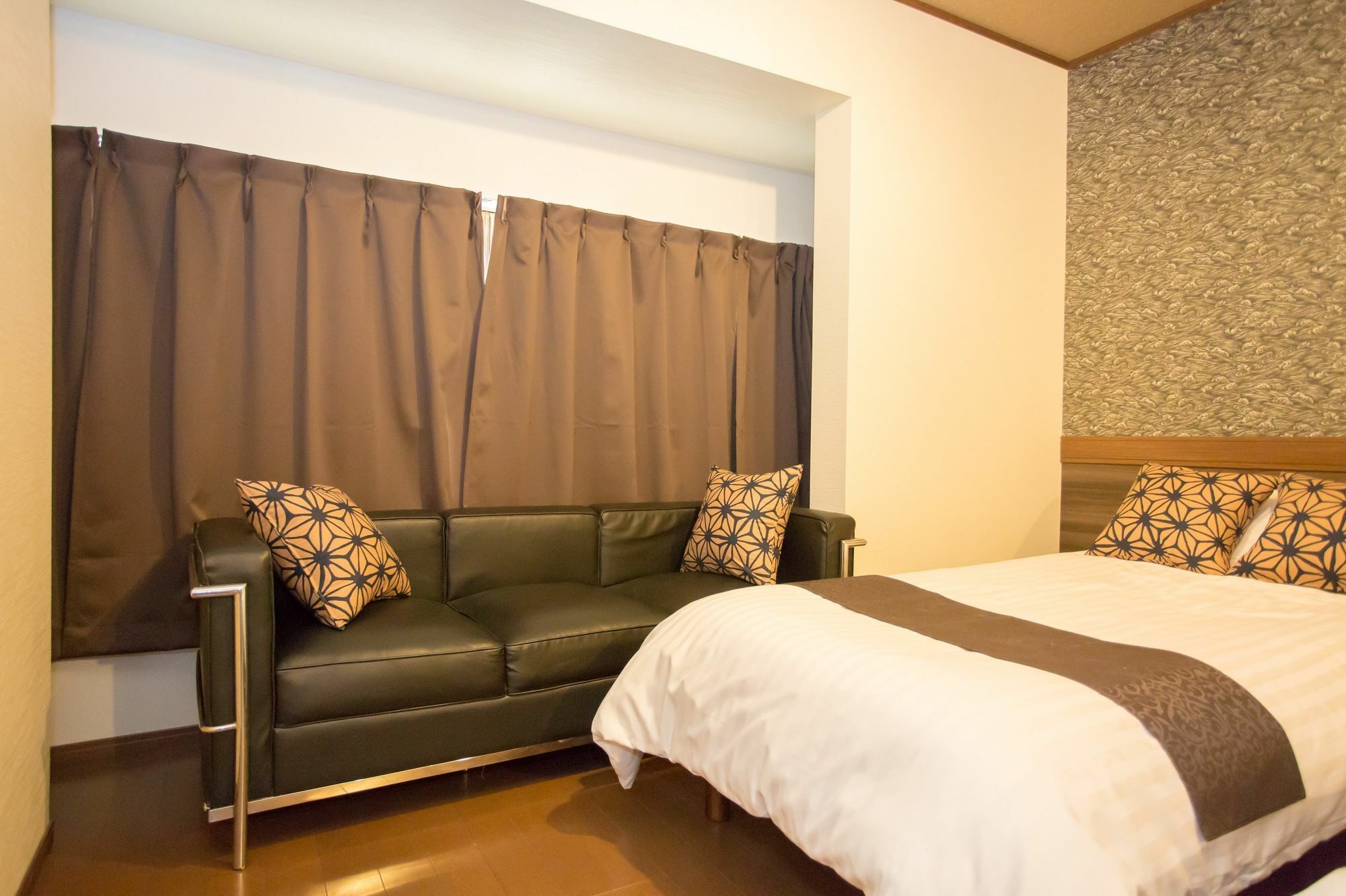 Apapane Nijo Guest House Киото Экстерьер фото